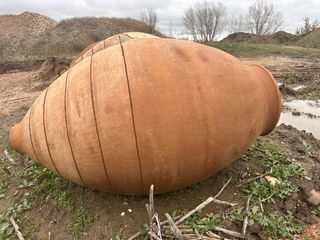 Tinajas antiguas de barro