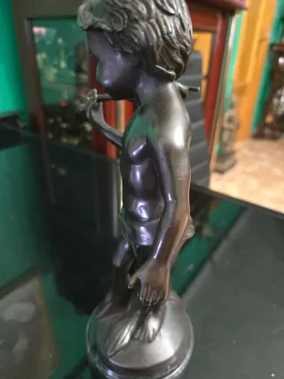 Figura bronce niño violín Auguste Moreau