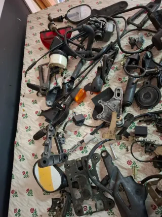 Piezas Cagiva Planet 125