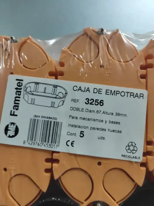 Lote cajetín empotrar.