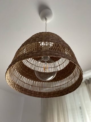 2 lámparas de junco/mimbre