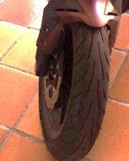 Benelli Naked Moto Negra/Burdeos