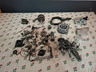 Piezas motor Cagiva Planet