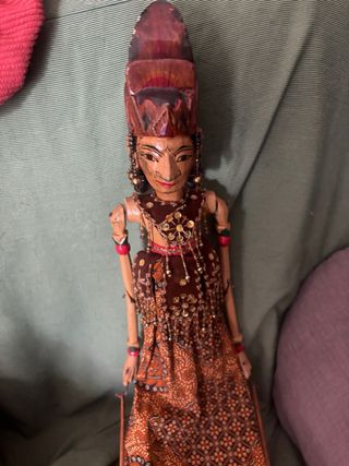 Marioneta antigua de madera