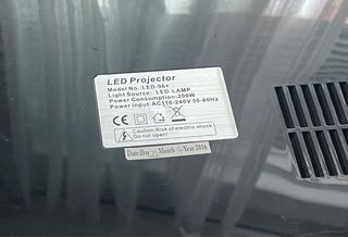 Proyector Excelvan Negro