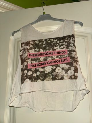 Camiseta floral Money Cannot Buy