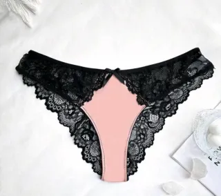 Bragas de encaje sin estrenar