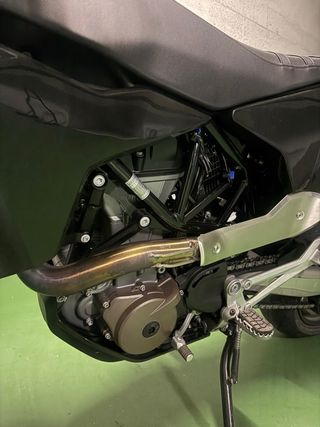 Husqvarna 701 Supermoto 2022