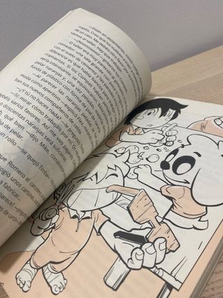 Compas 2. Los Compas escapan de la prisión