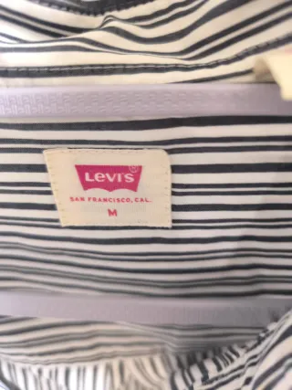 Camisa Levi's Rayas Talla M
