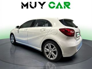 Mercedes-Benz Clase A 200 d AMG Line 100 kW (136 CV)