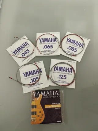 Jgo. 5 Cuerdas Bajo Yamaha *NUEVAS*