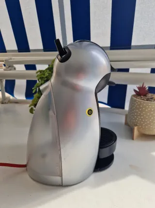 Cafetera Dolce Gusto Plata