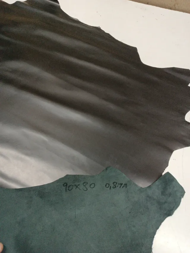 Piel de ternero negra