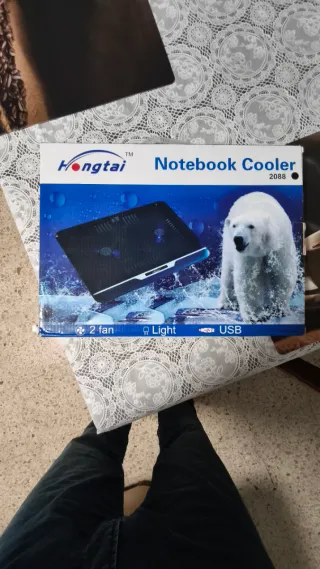 Base ventilador portátil LED azul nueva en su caja