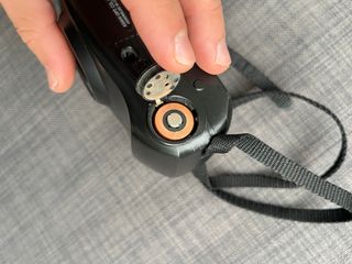 Cámara Pentax IQZoom EZY Negra