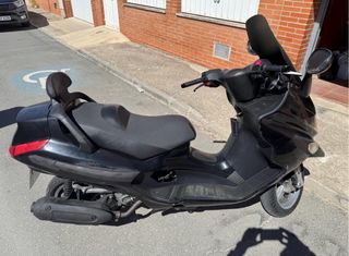 Piaggio X Evo 125cc Negra