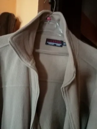 Cazadora de hombre...