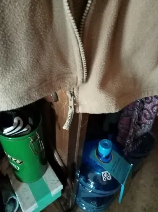 Cazadora de hombre...