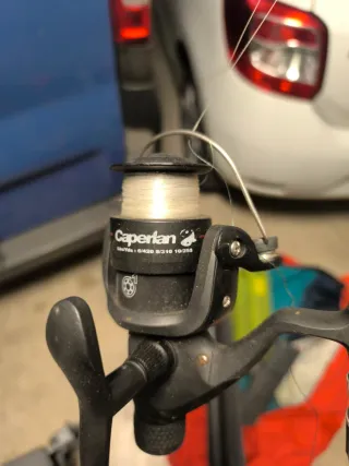 Kit de pesca: 3 cañas de pescar + accesorios