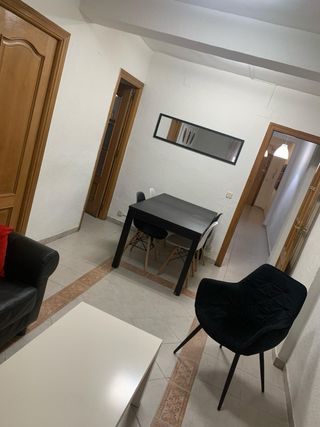 Alquiler habitacion amoblada