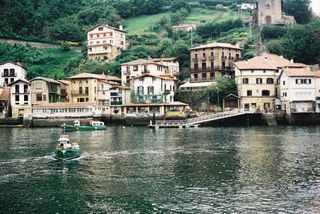 Cámara Fuji AX MultiProgram + Objetivo 50mm 1.6