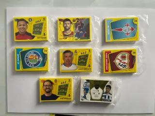 Lote 450+ cromos Liga Este 2021/22 sin repetir