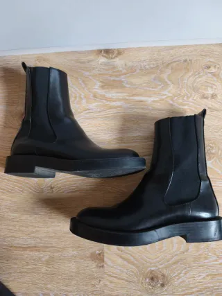 Botines estilo Chelsea Negros