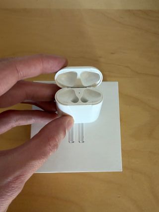 Apple AirPods Estuche + 3 Airpods