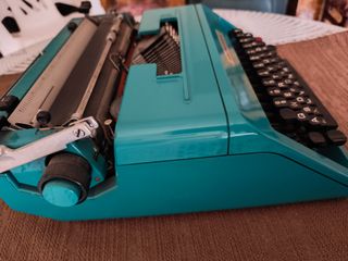 Máquina Olivetti Studio 45