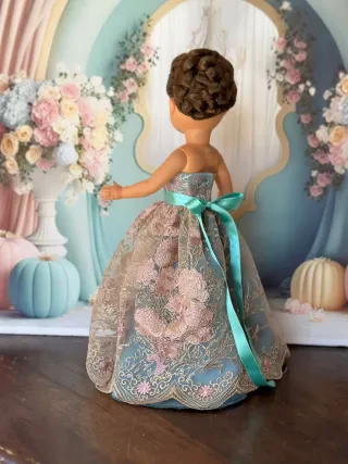 Vestido para nancy de fiesta.