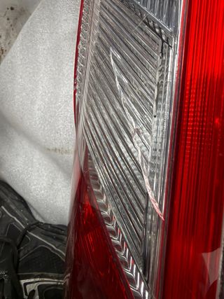 Piloto Trasero Izquierdo Ford Transit Custom