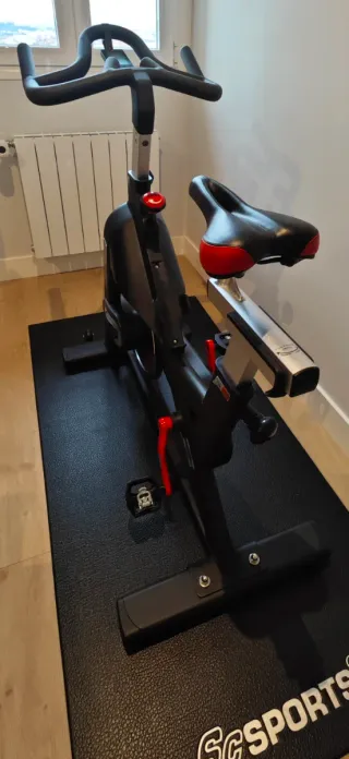 Bicicleta de Spinning Life Fitness