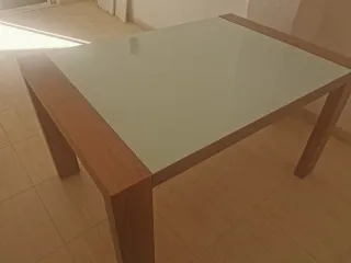 Mesa de comedor cristal y madera extensible