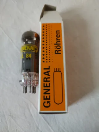 Una Valvola General EL 84 nuova