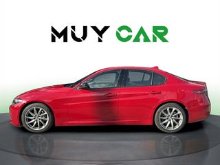 Alfa Romeo Giulia 2.2 Diesel Sprint RWD 118 kW (160 CV)
