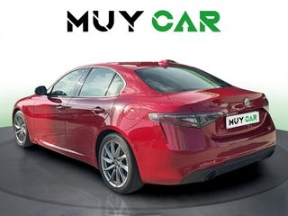 Alfa Romeo Giulia 2.2 Diesel Sprint RWD 118 kW (160 CV)