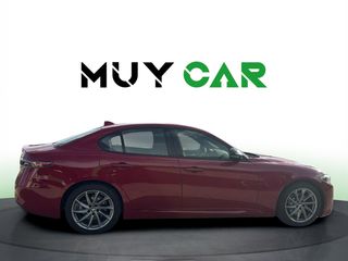 Alfa Romeo Giulia 2.2 Diesel Sprint RWD 118 kW (160 CV)
