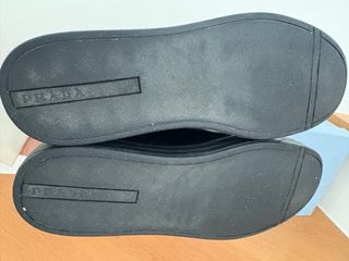 Sneakers nere Prada uomo stringata