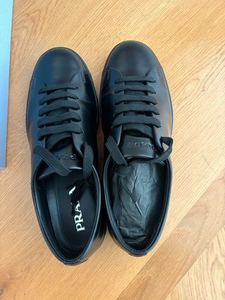 Sneakers nere Prada uomo stringata
