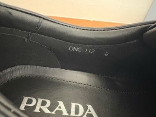 Sneakers nere Prada uomo stringata