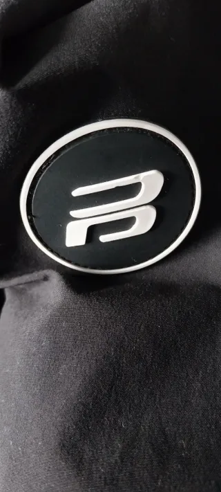 Abrigo Pull&Bear negro