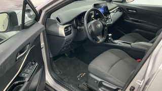 Toyota C-HR Híbrido 125H ADVANCE 122 CV