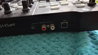 Mesa de mezclas DJ Hercules