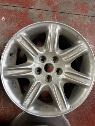 Llantas de aleación plateadas