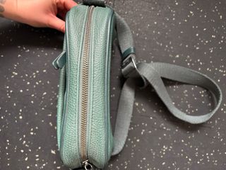 Bolso de piel verde Slang