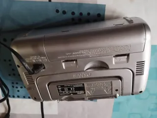 Radio Sanyo RP-6165F AM/FM Portátil