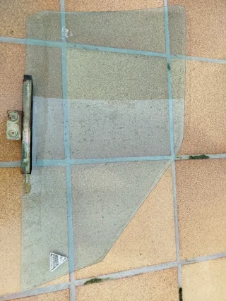 CRISTAL PUERTA DELANTERA PILOTO CITROËN AX GT 5P