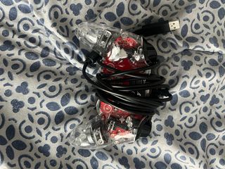 Mando PS4 Transparente Rojo y con cable