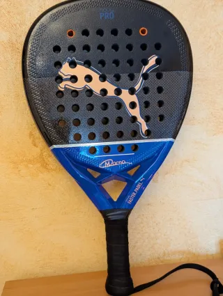 Pala de pádel Puma Nova Pro 2025 Momo.